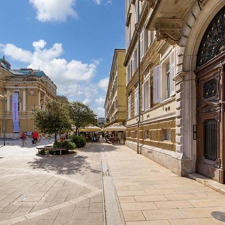 Art Teatro - Gustav Klimt Rijeka Exterior foto